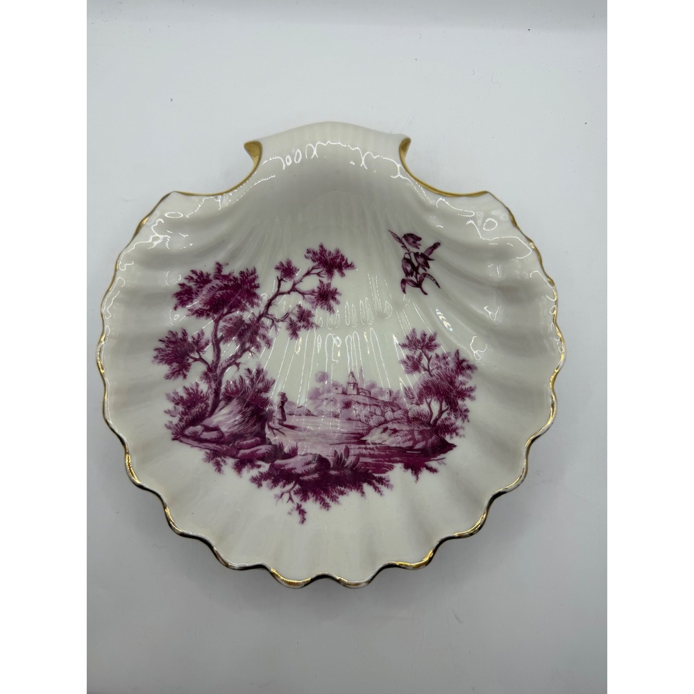 Porcelaine de Paris Shell Trinket Dish French Toile Plum Gold Gilt Scalloped